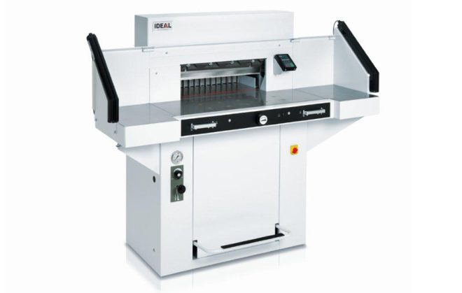 Ideal 5560 Guillotine with optional sidetable